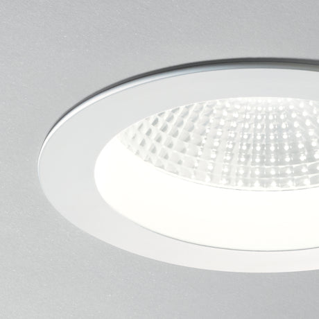 LED Downlight met reflector - sfeerfoto - close up