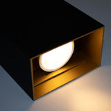 LED wandlamp zwart met goud 2 keer gu10 fitting - onderkant met spot